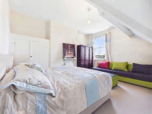 Bedroom- click for photo gallery